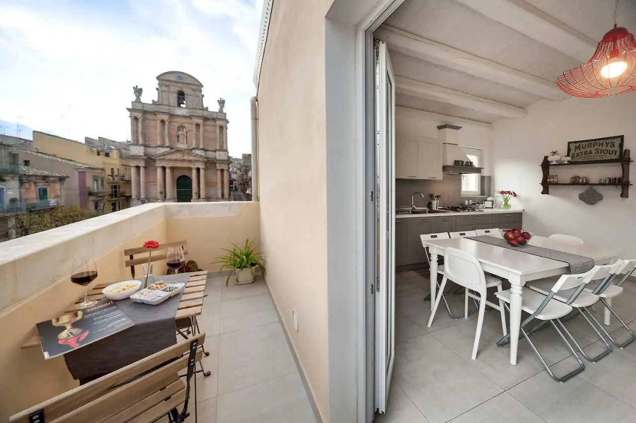 Holiday home Piazza Salvatore 7, Gocce Di Sicilia Ragusa Italy