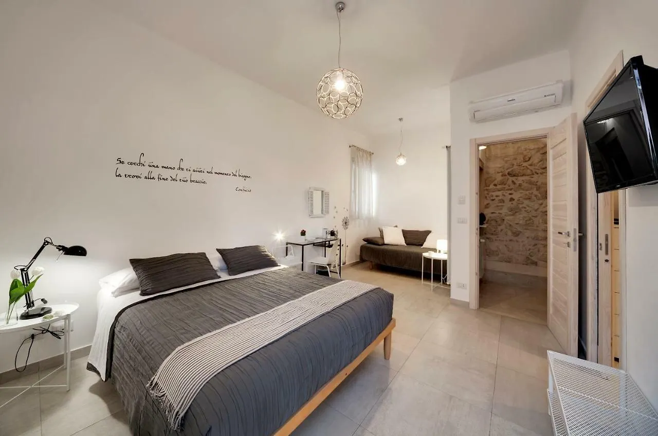 Holiday home Piazza Salvatore 7, Gocce Di Sicilia Ragusa